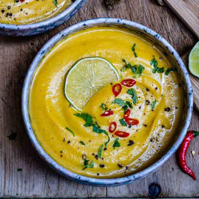 Curried Cauliflower Soup With Coconut Milk