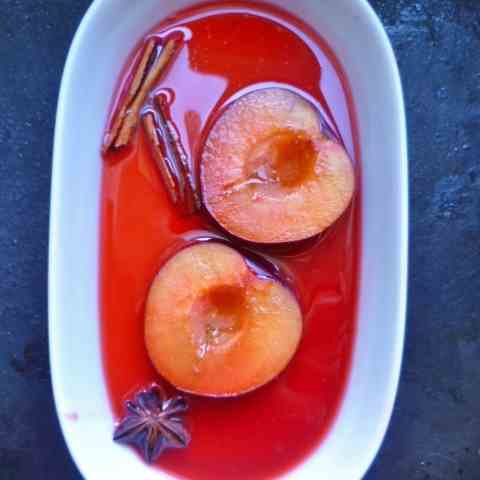 Spicy mulled wine plum compote