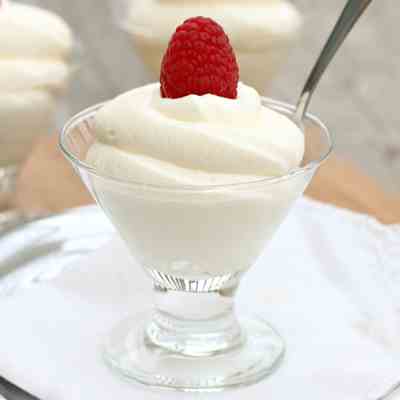 No-Bake Cheesecake Mousse