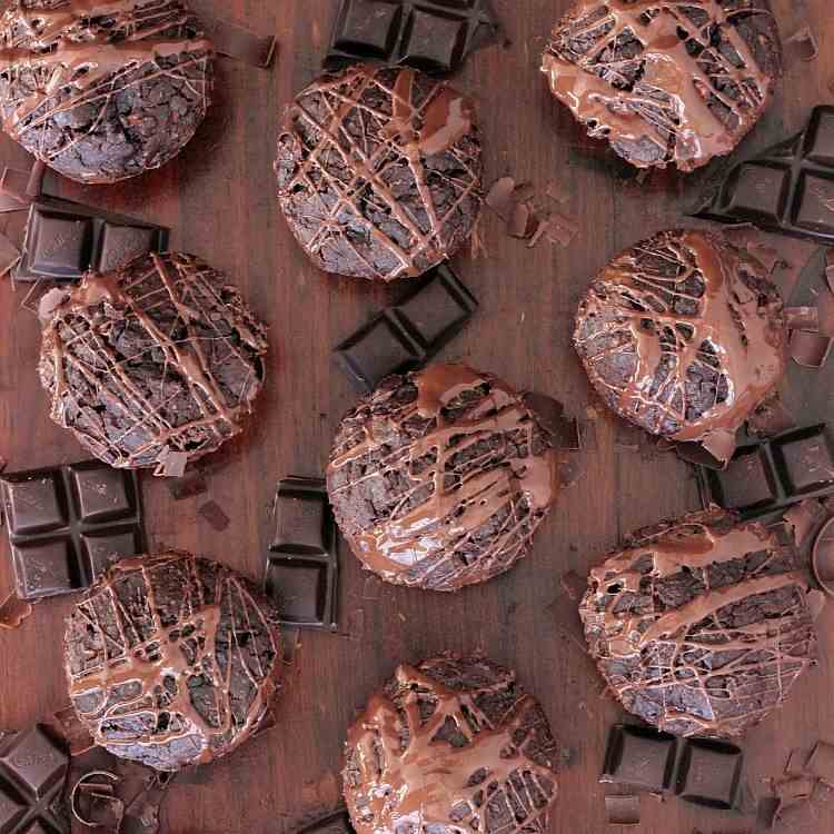 Healthy Double Chocolate Zucchini Muffins