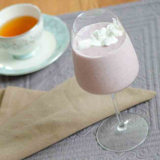 Nourishing Greek Yogurt Raspberry Smoothie