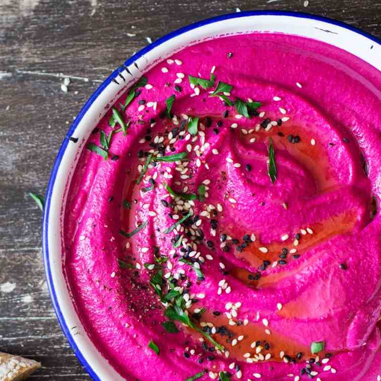 Vegan beet hummus