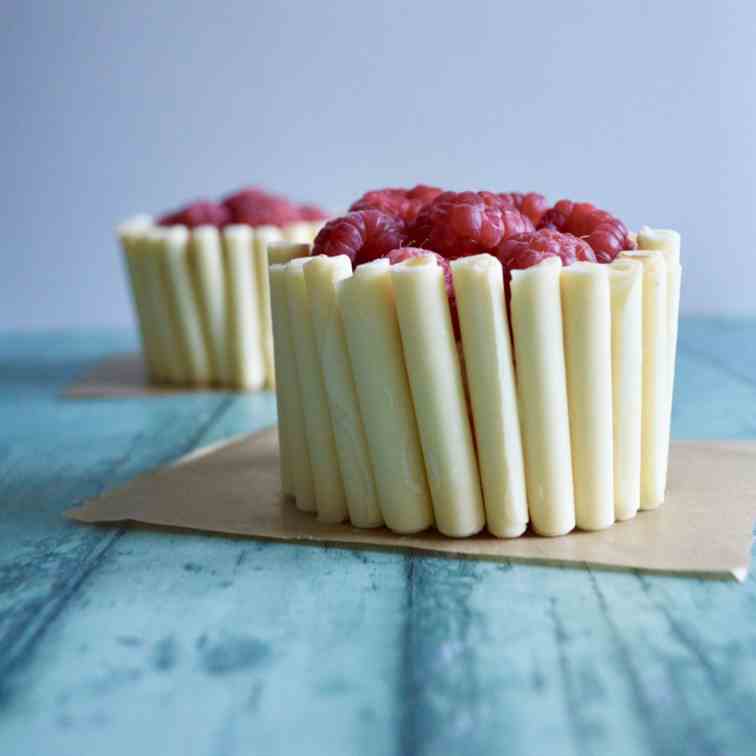 White Chocolate Raspberry Cakes