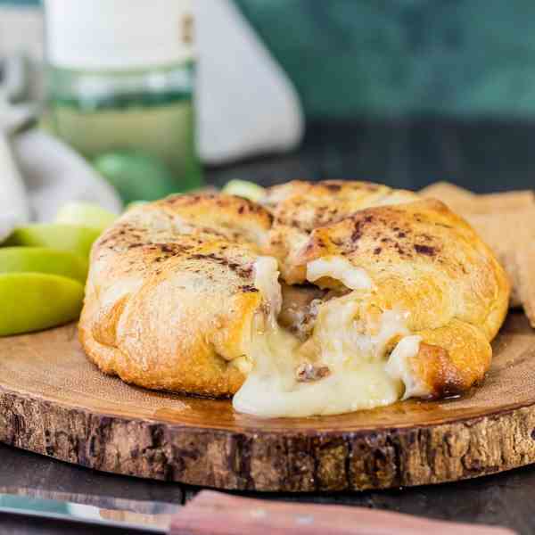 Apple Pie Baked Brie