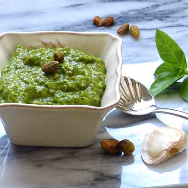 pistachio basil pesto