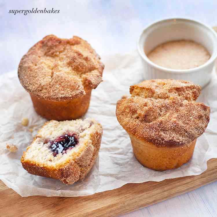 Jam doughnut muffins