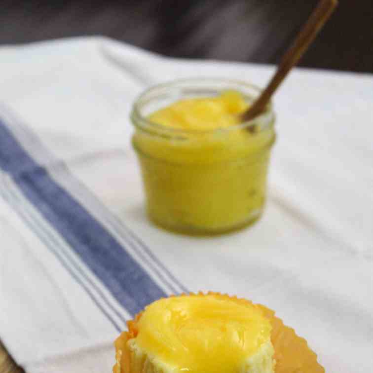 Mini Mascarpone Cheesecakes with Lemon 