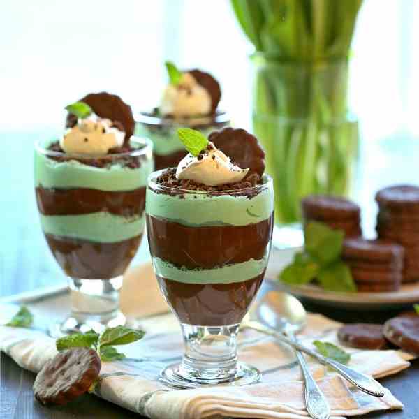 Skinny Mint Chocolate Parfait