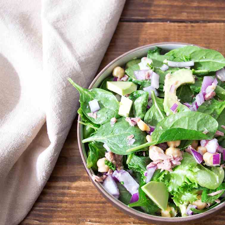 Tuna and avocado salad