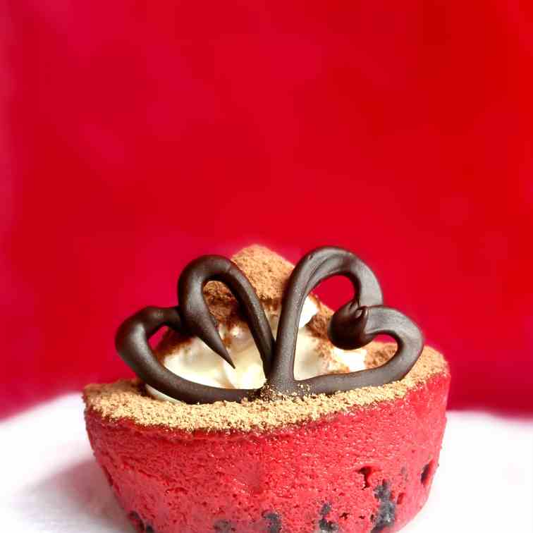 Mini Red Velvet Cheesecakes 