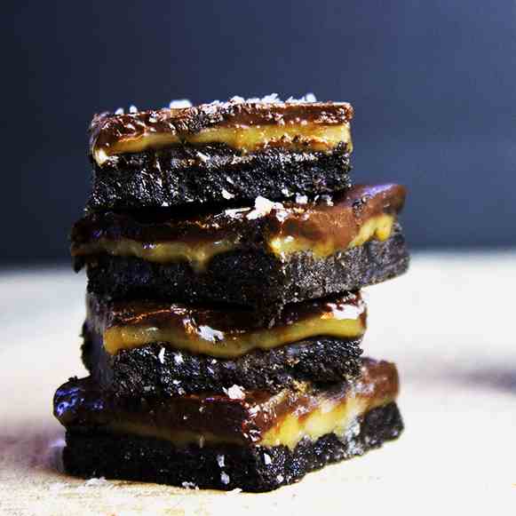 Salted Caramel - Chocolate Oreo Bars