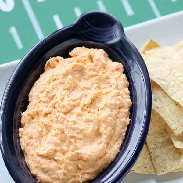 healthy buffalo chicken dip