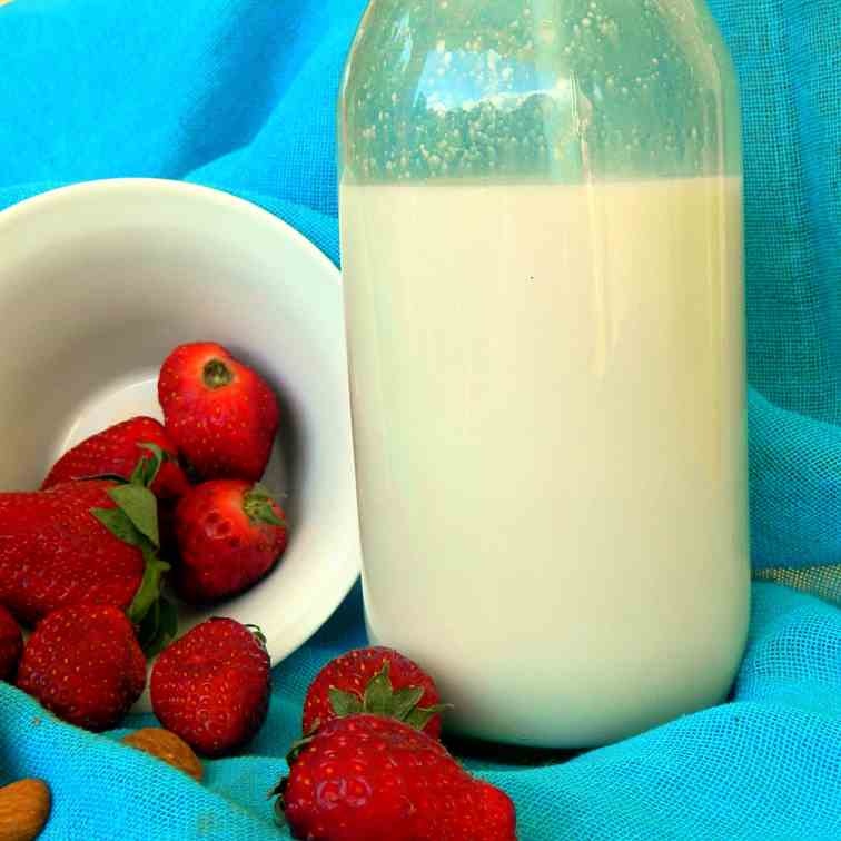 Homemade almond milk