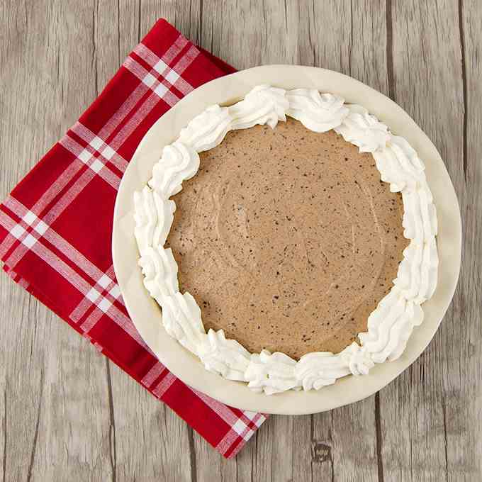 No-Bake Baileys Chocolate Mousse Pie