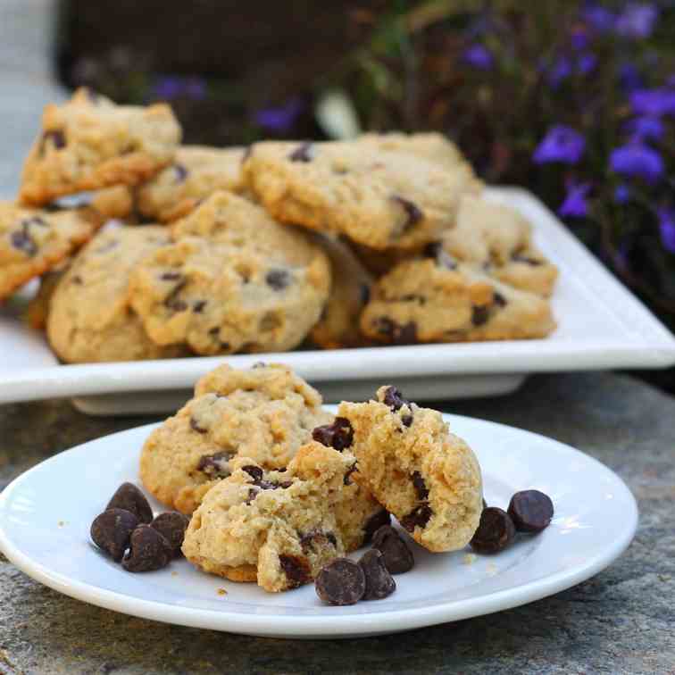 Spelt Chocolate Chip Cookies