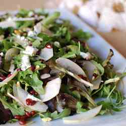 Asian Pear and Gorgonzola Salad