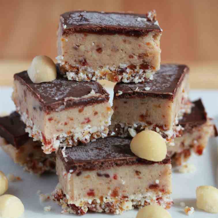 Raw Caramel Slice