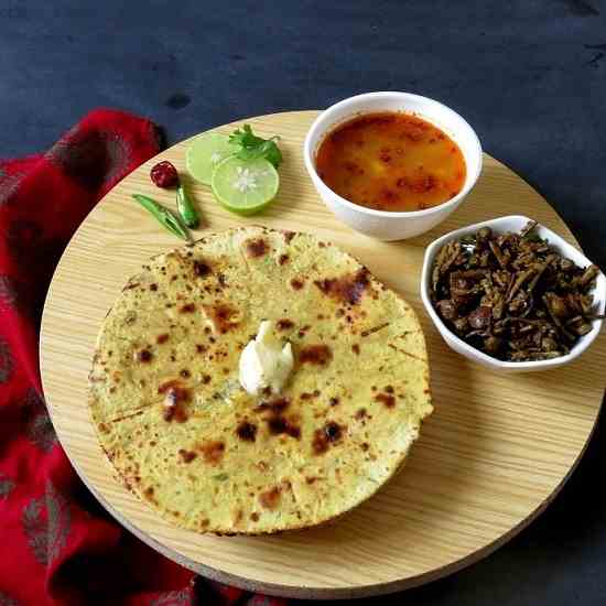 Rajasthani Missi Roti