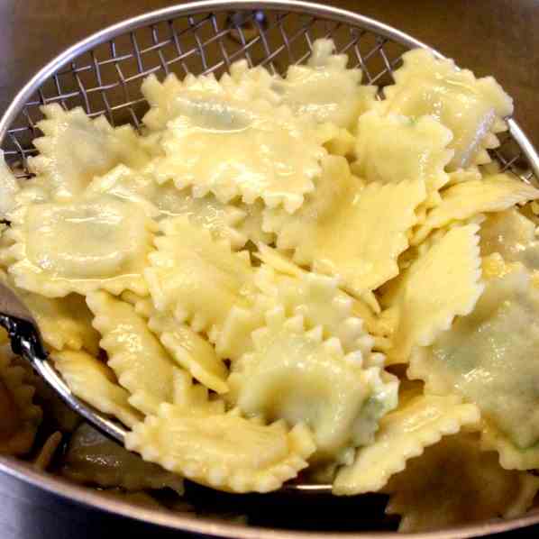 Homemade Ravioli with Gorgonzola Filling