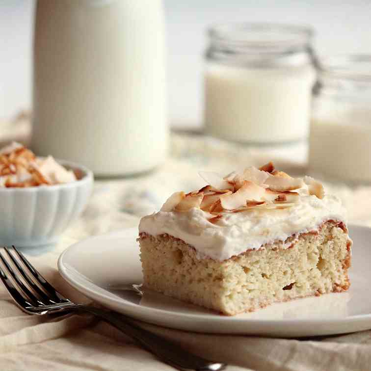 3 Milk Coconut Cake