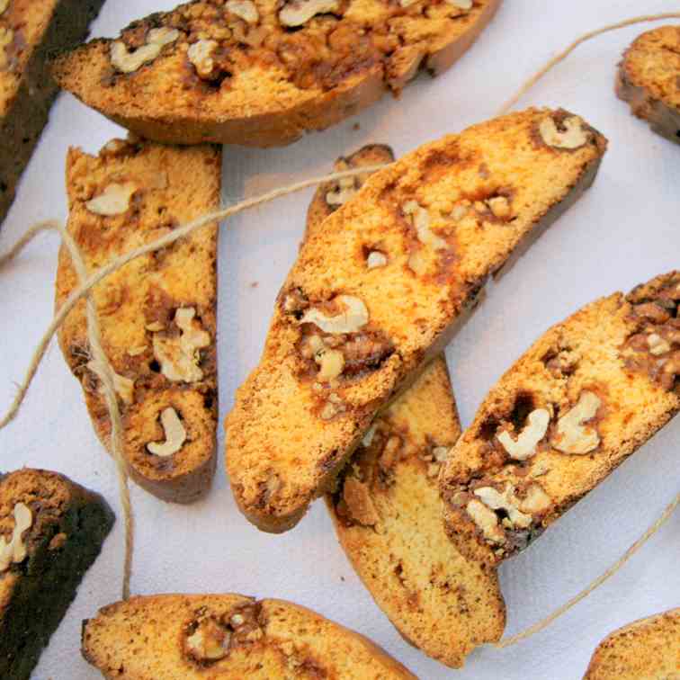 Biscotti with Walnut Praline