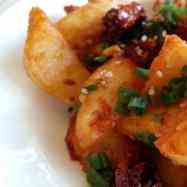 Crispy Fried Schezwan Potatoes