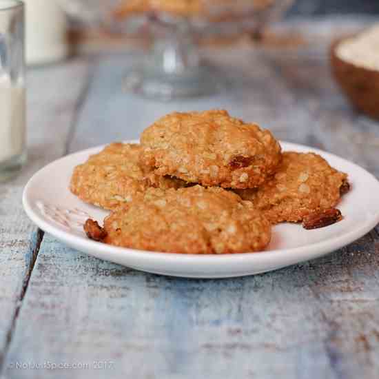 Oatmeal Raisin Cookies