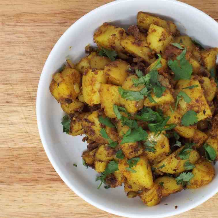 Bombay Aloo (Spiced Potatoes)