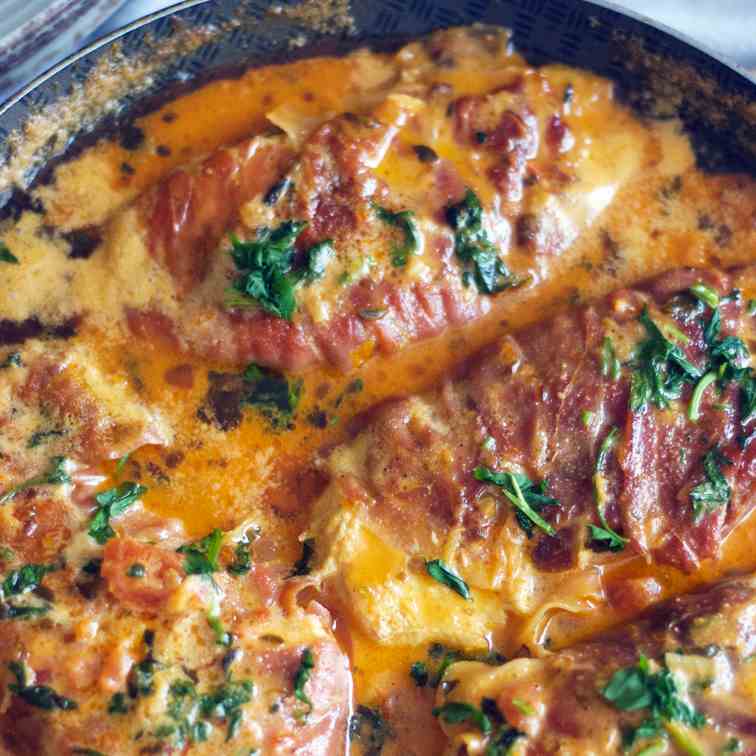 Chicken With Creamy Sun Dried Tomato Sauce