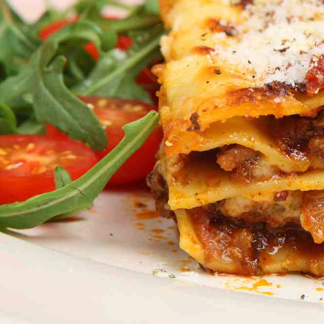 Slow Cooked Simple Pork Lasagne