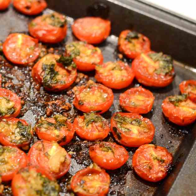 Roasted Tomato Basil Salad
