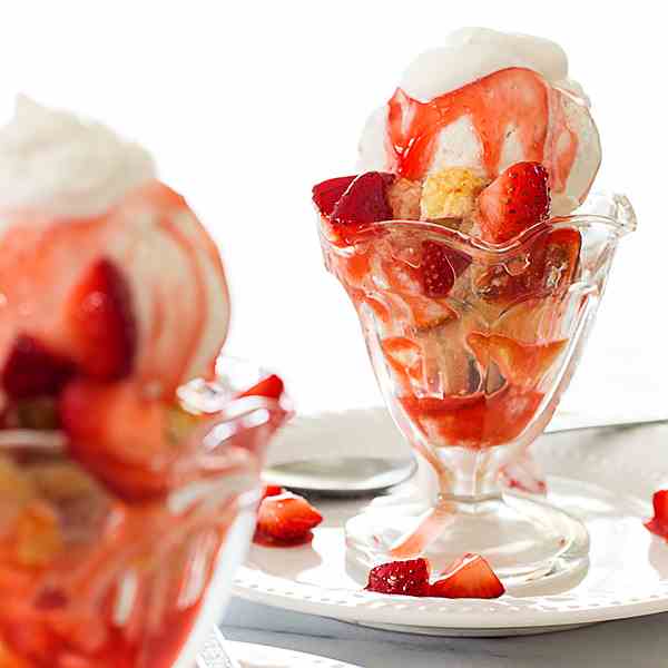 Strawberry Shortcake Sundaes For Two