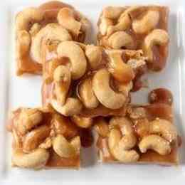 Salted Caramel Cashew Bars