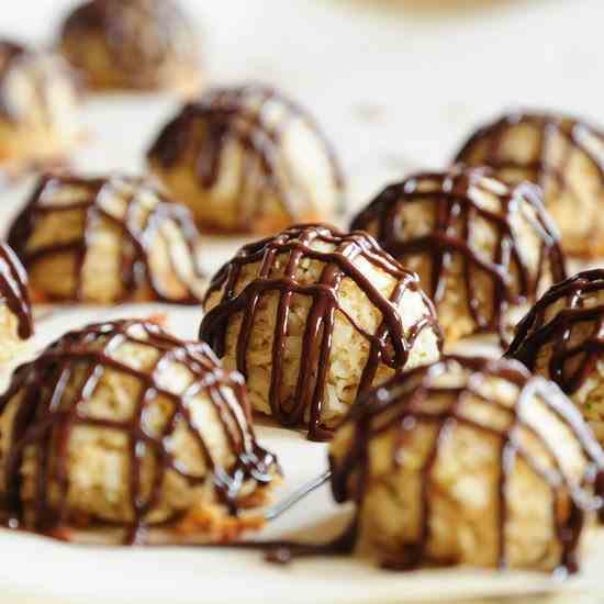 Chocolate Lime Macaroons