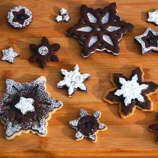 ButterYum - Ganache Filled Snowflakes
