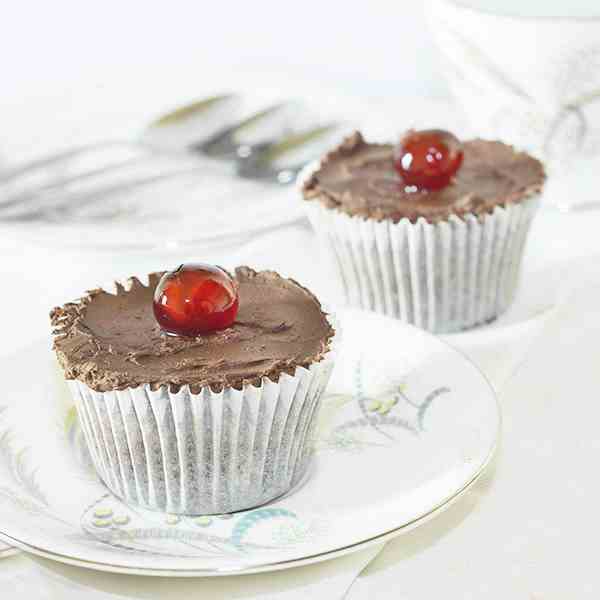 Cherry Chocolate Chip Cupcakes