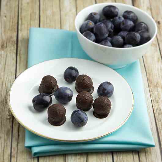 Choc-Coated Frozen Grapes