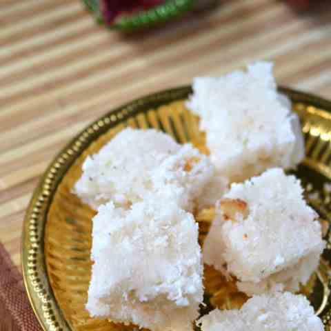 Coconut Burfi | Nariyal Burfi