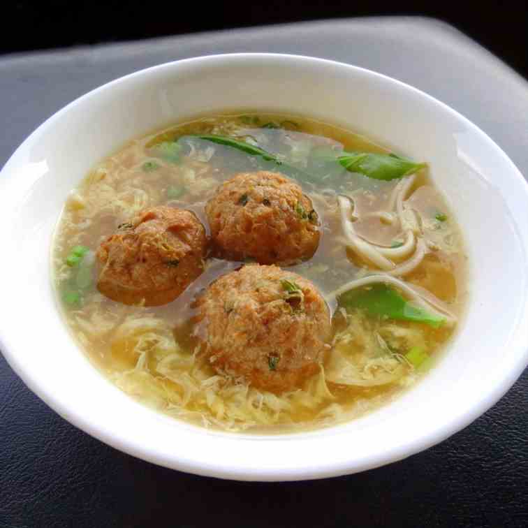 ginger turkey meatballs in egg flower soup