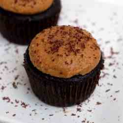 Chocolate & Peanut Butter Cupcakes