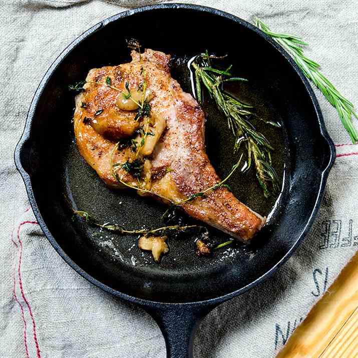 Perfect Pan Seared Pork Chops