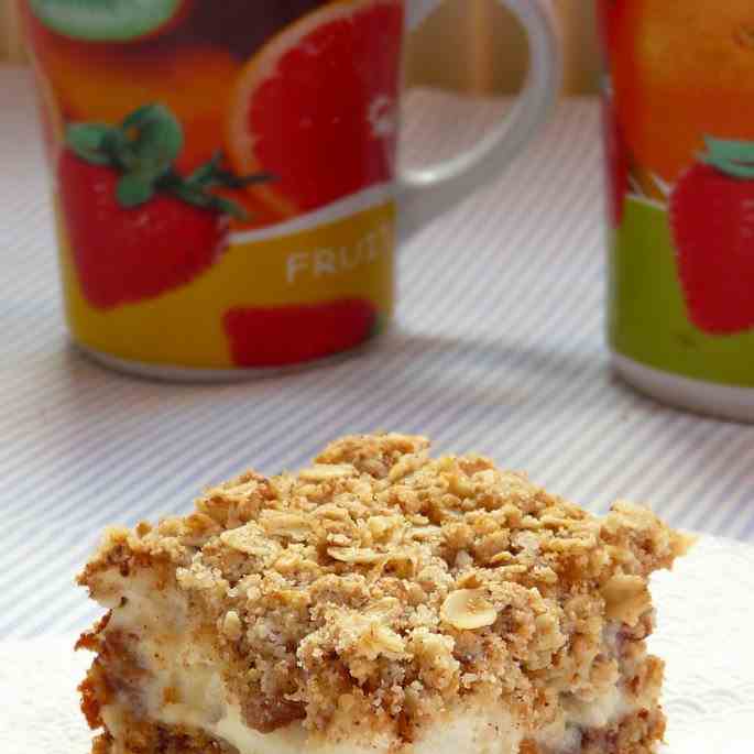 Oatmeal Bars with Yogurt