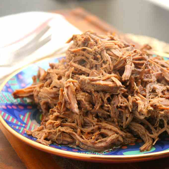 Crockpot Balsamic Shredded Beef