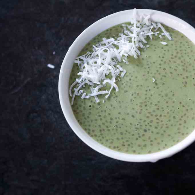 Matcha Chia Seed Pudding