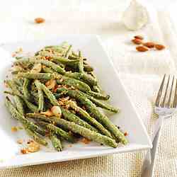 Garlic almonds roasted green beans