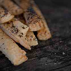 poppy seeds sticks