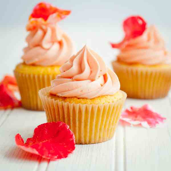 Lemon Rose Cupcakes