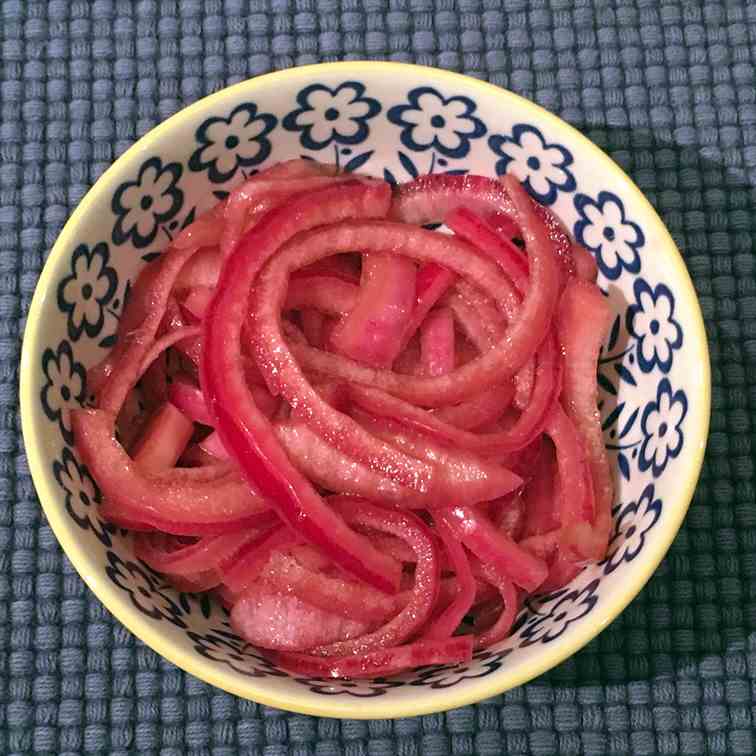 Easy Pickled Red Onions