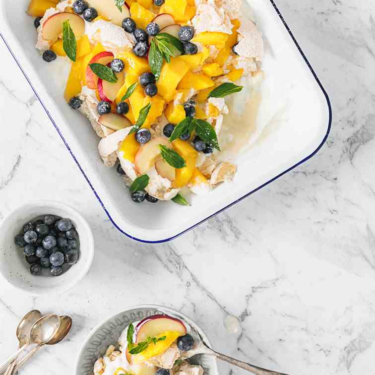 Easy Smashed Vegan Pavlova Recipe