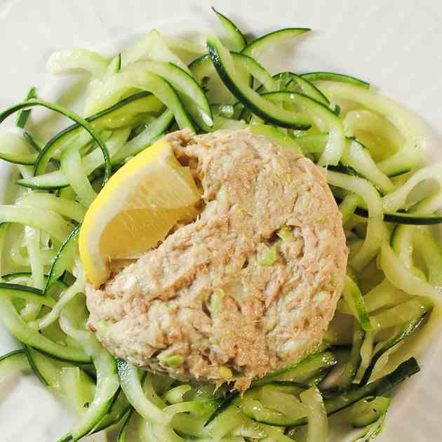 Avocado And Tuna Salad With Cucumber